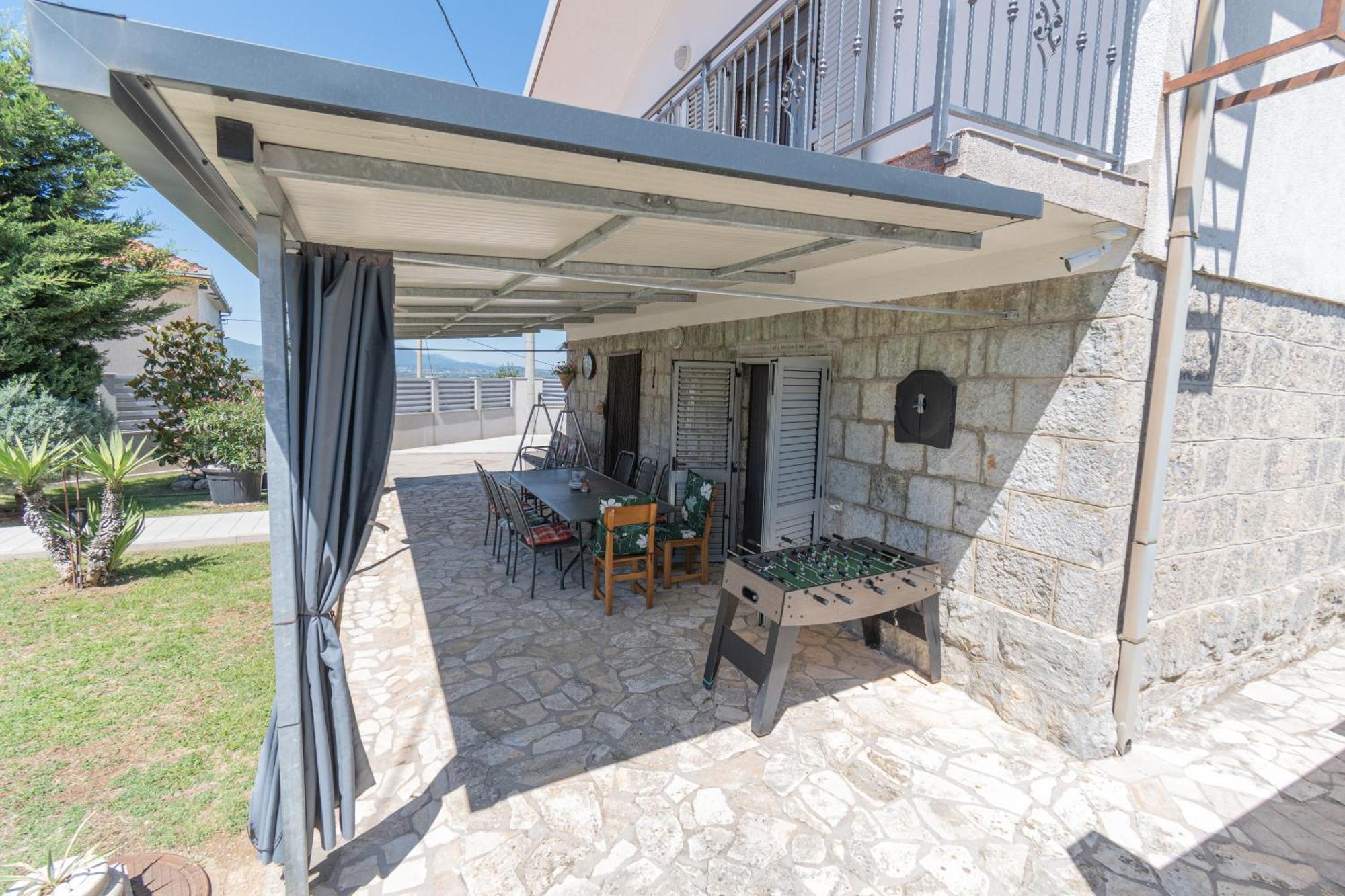 Spacious Villa For 10 With A Big Private Pool Trilj Luaran gambar
